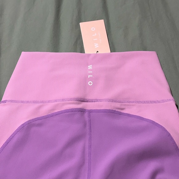 New Wilo Color Block Workout Set - Picture 2 of 5